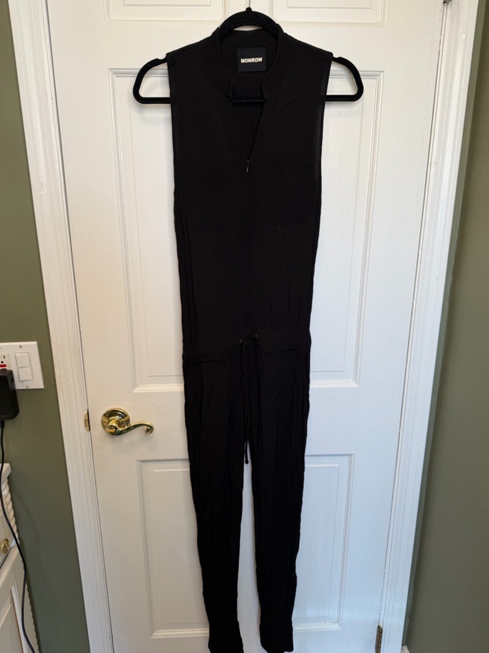 Monrow Black Sleeveless Jumpsuit Zip Front Utility Pockets Drawstring Size XS